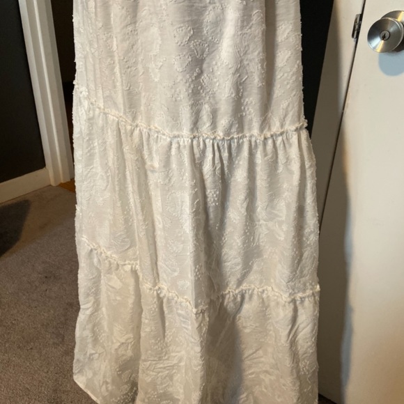 White maxi dress - Picture 7 of 8